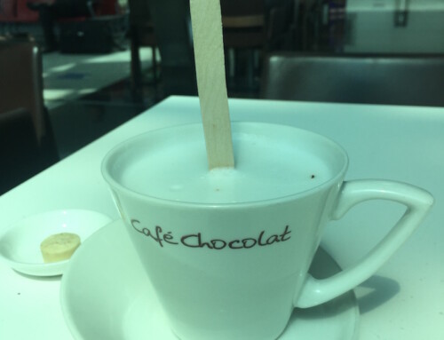 Dubai International Airport and a Hot Chocolate at Cafe Chocolate, Dubai, UAE